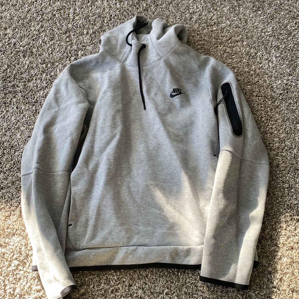Nike hooded sweatshirt
